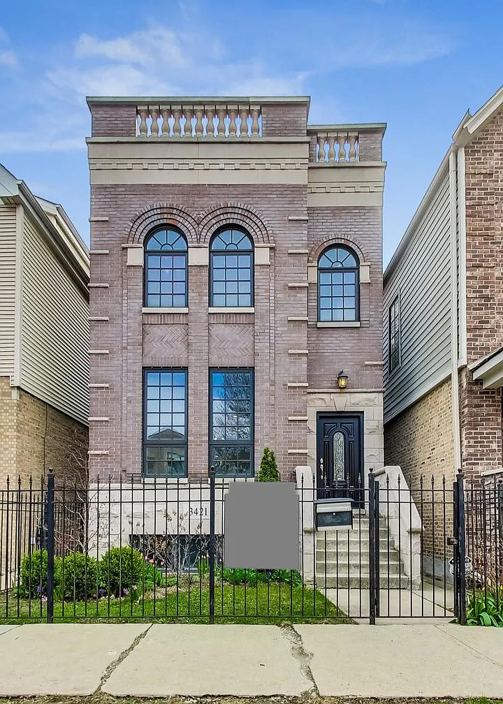 3421 N Oakley Ave, Chicago, IL 60618 | Zillow