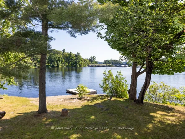 149 William St, Parry Sound, ON P2A 1W3