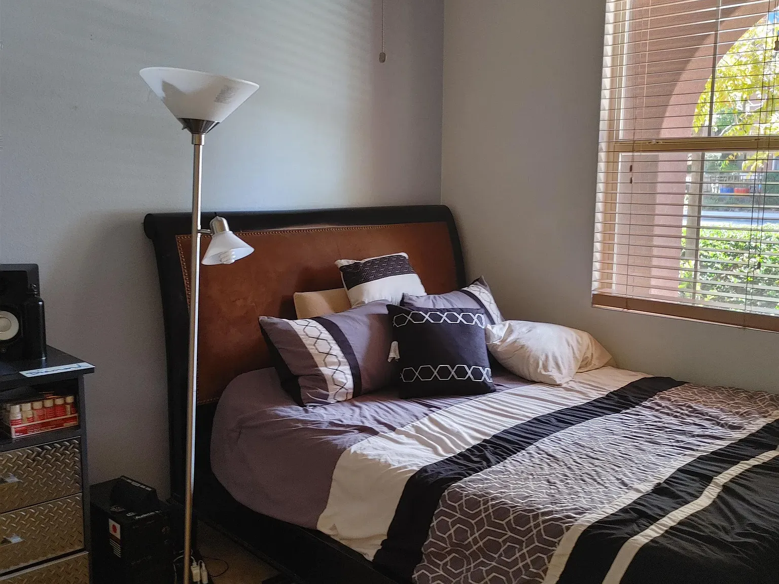 1875 Champagne Ct — Photo 4