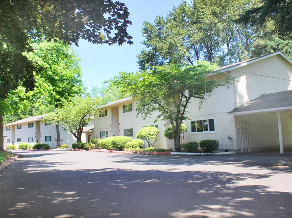 2775 NE Division St, Gresham, OR