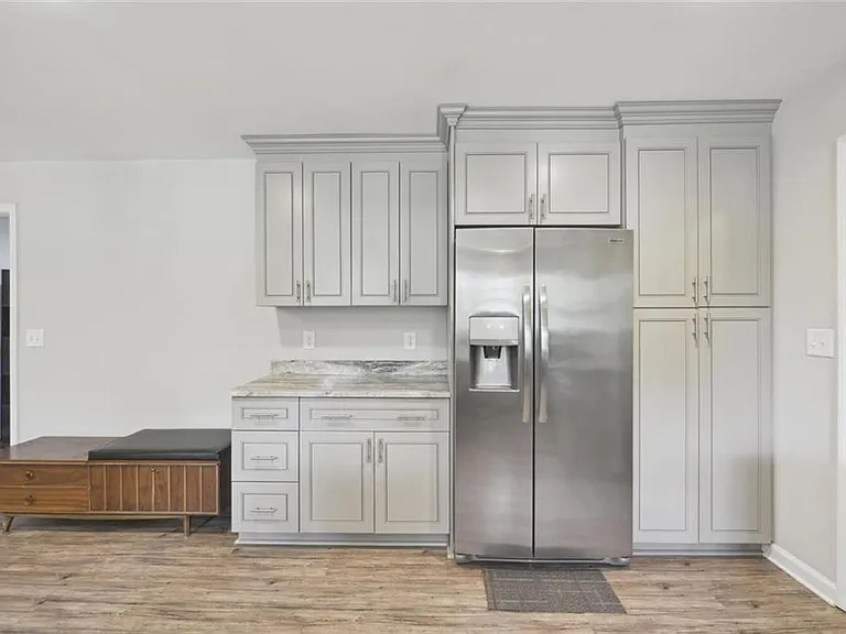 4142 Blackhawk Dr — Photo 5