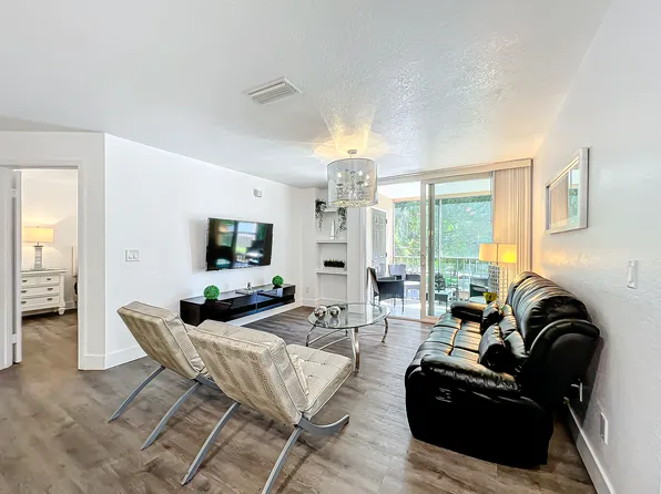 7520 Seurat St #201, Orlando, FL 32819