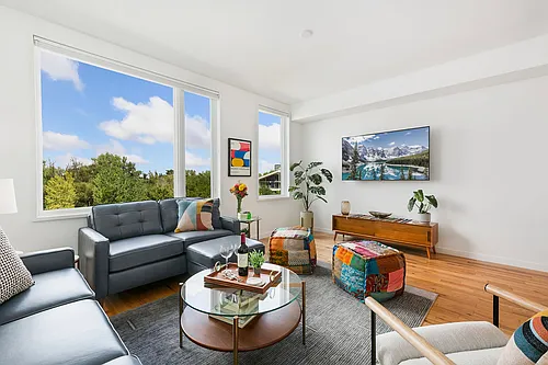 401 Linden St Photo 1