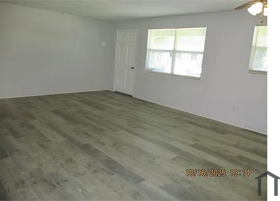 331 Clifton Ave — Photo 6