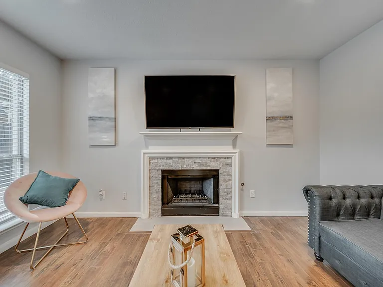 843 Sonora Ln — Photo 36