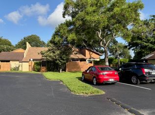 3804 NW 77th Ave, Hollywood, FL 33024