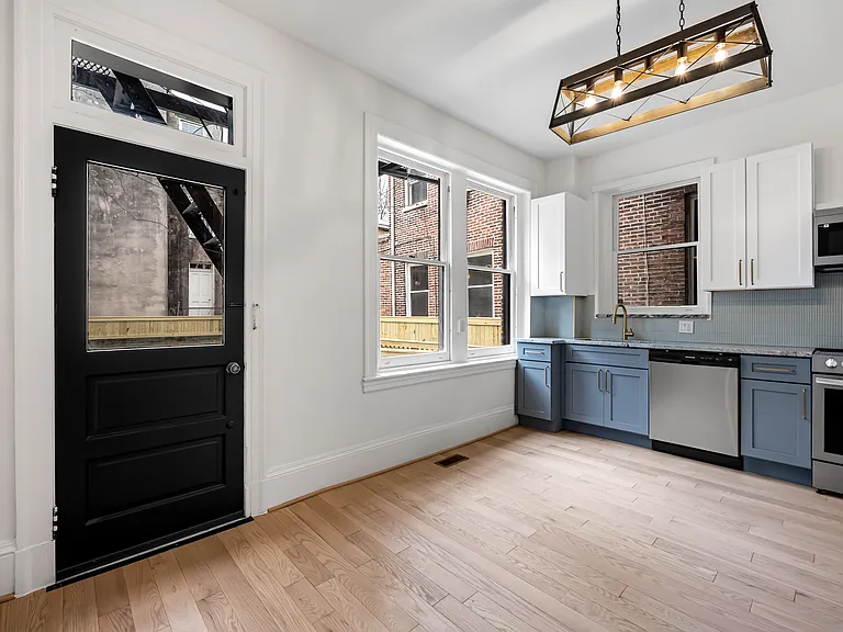 1202 Bolton St #1 — Photo 14