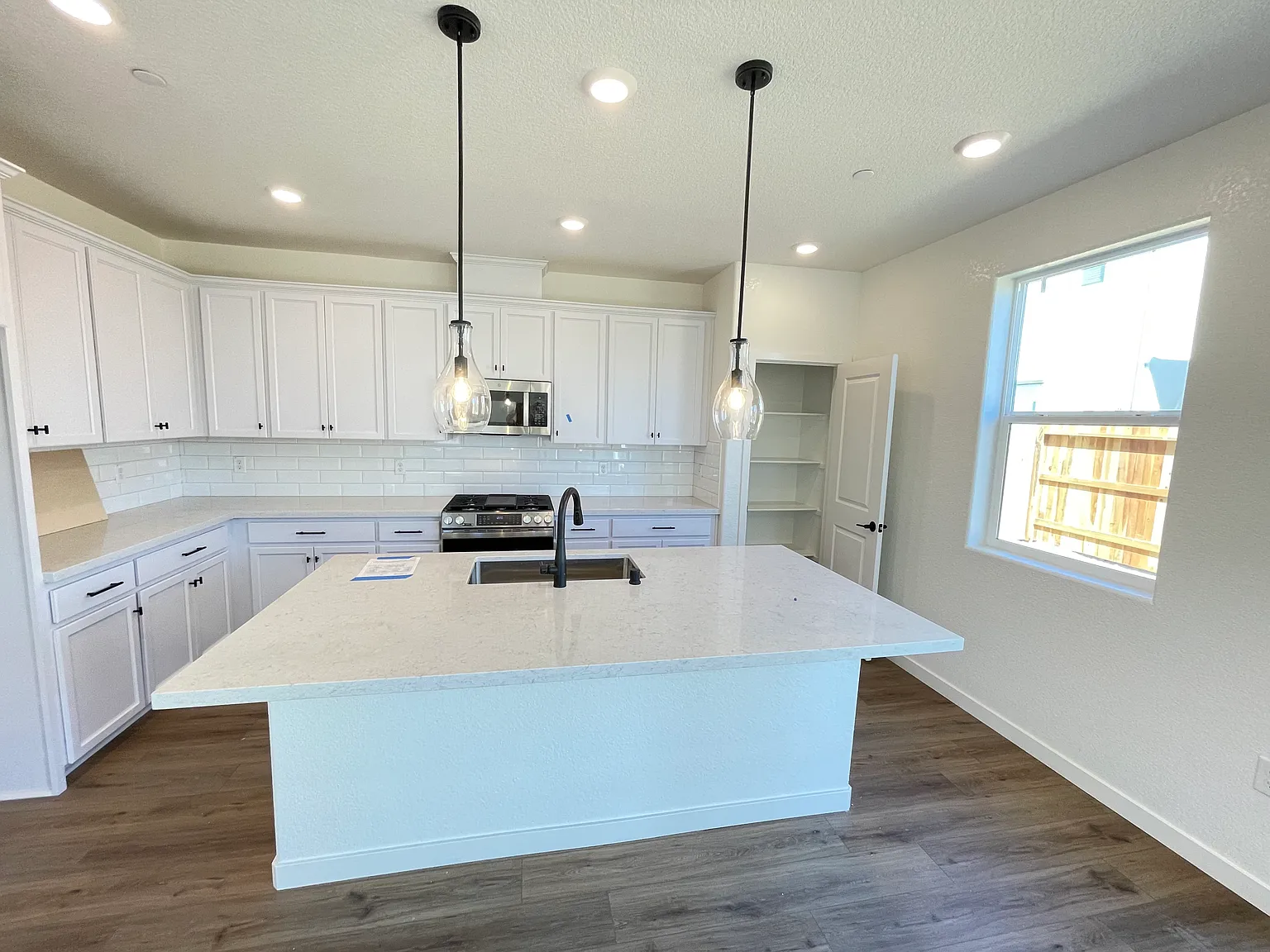 4743 Tilly Dr — Photo 2