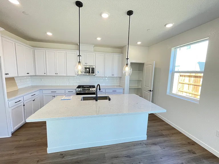 4743 Tilly Dr — Photo 16