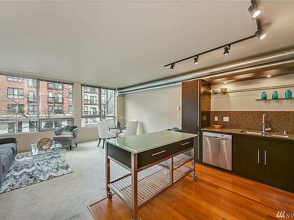 3rd image of 530 Broadway E APT 306