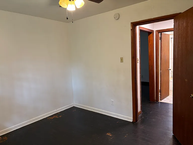 717 F St — Photo 19