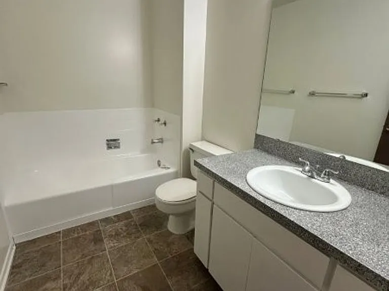 Eastridge — Photo 37