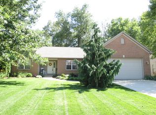 549 N Admirals Pointe Dr, Lafayette, IN 47909