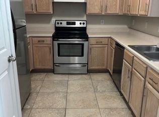 700 Daniel Ellis Dr APT 8203, Charleston, SC 29412