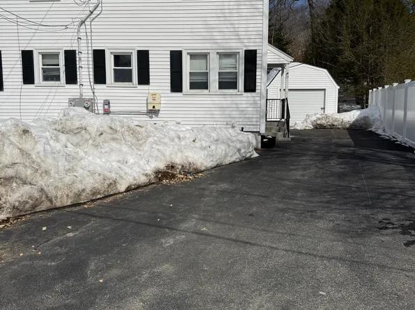 19 Haringa Ave Suite 19, Whitinsville, MA 01588