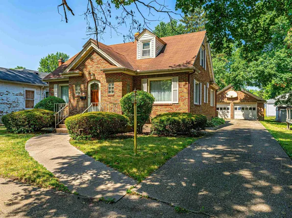 314 N Lafayette St, Mount Pulaski, IL 62548