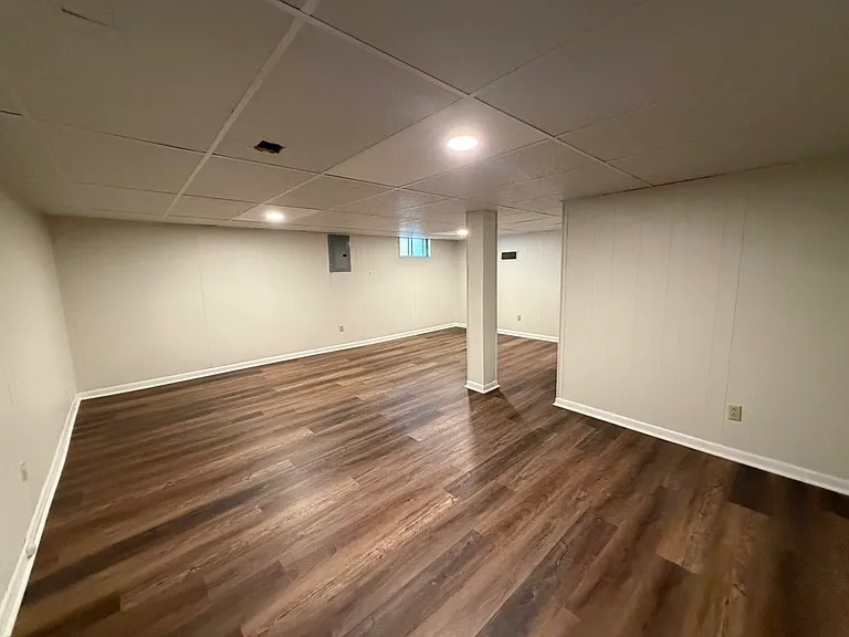 114 Beck St — Photo 13