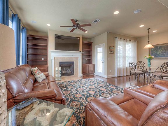 3rd image of 2640 Hickory Cove Ln