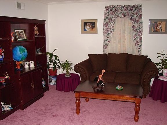 4th image of 7266 Corsica Dr