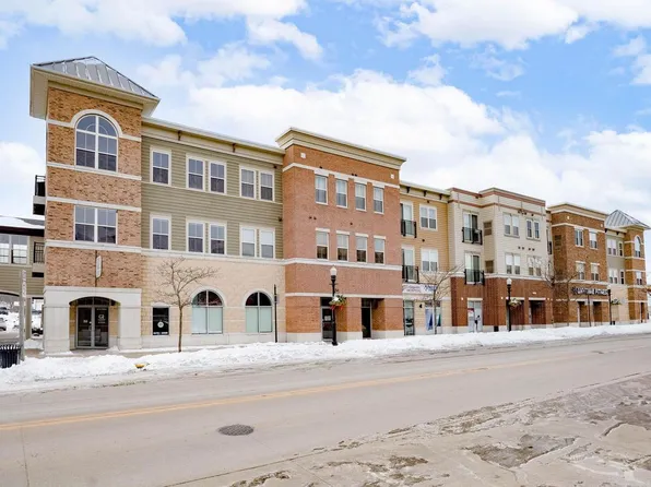 111 West Fulton Street #212, Edgerton, WI 53534