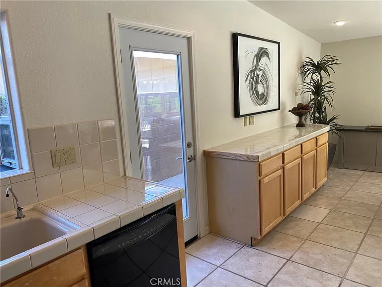 76829 Iroquois Dr — Photo 10