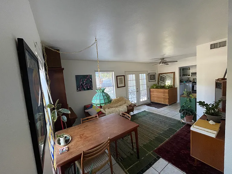 208 Hackberry St #A — Photo 2