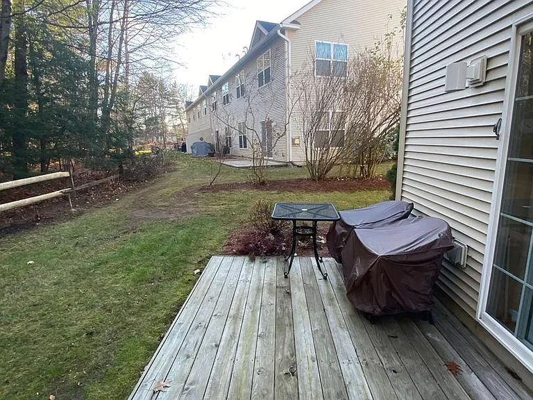 22 Irene Ave — Photo 6