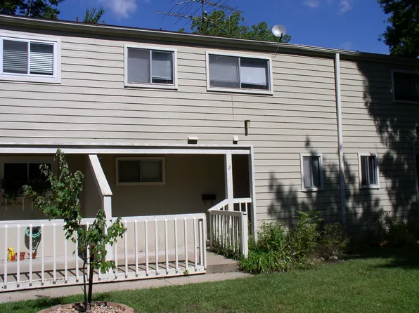255 N Michigan St APT 8, Lawrence, KS 66044