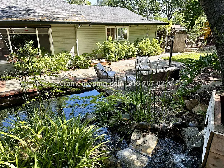 1283 Live Oak Ln — Photo 9