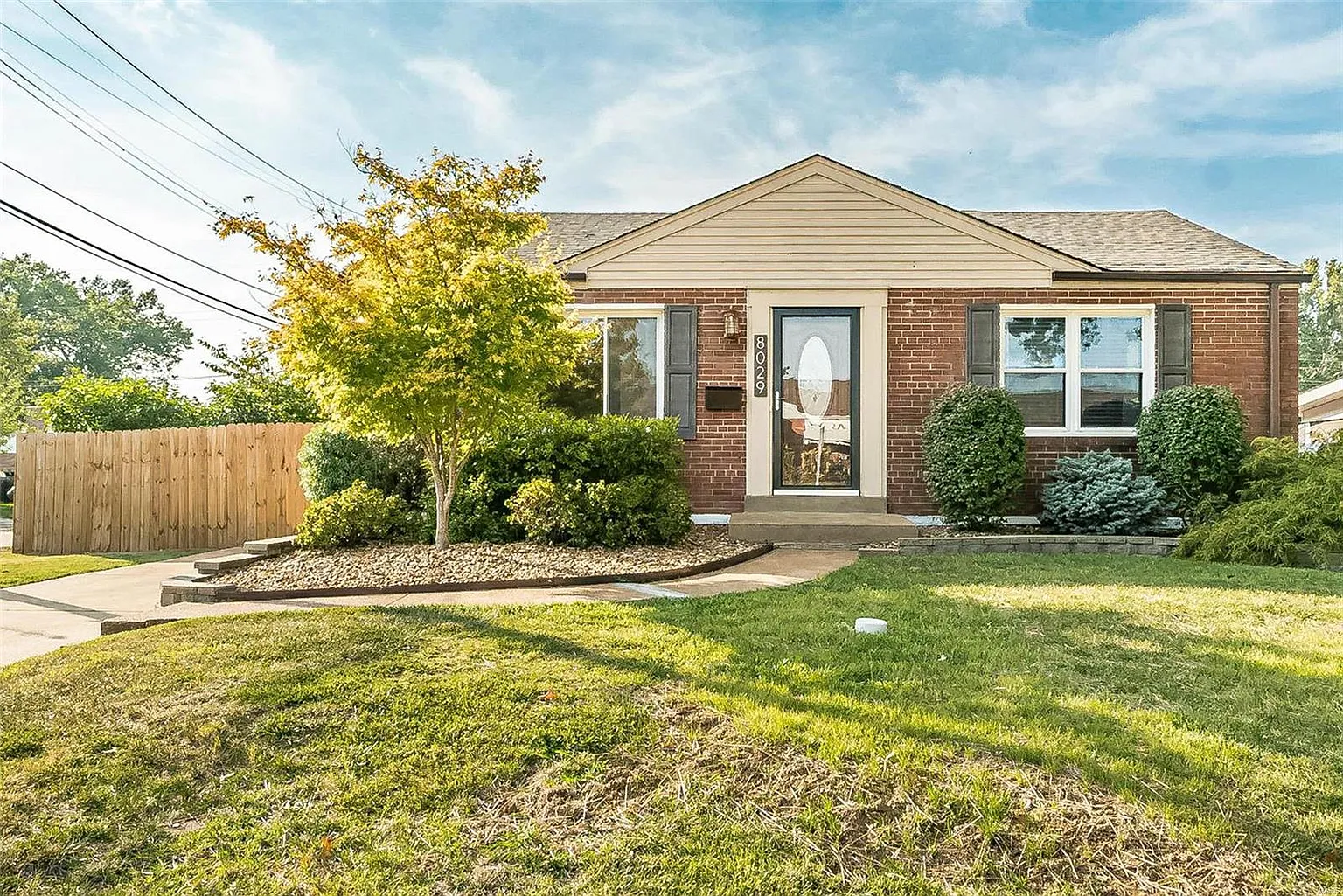 8029 Parkwood Dr photo 1