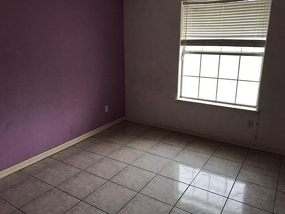 5th image of 1808 W 31st 1/2 St