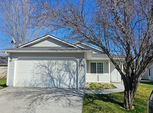 2340 S Garland St, Nampa, ID 83686