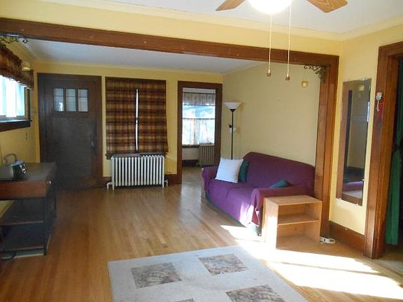 2nd image of 1180 Delaware Ave