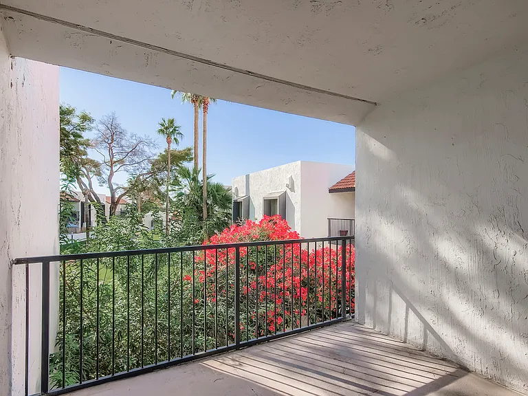 Tempe Vista — Photo 63