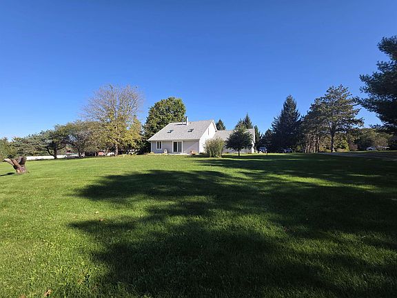 2nd image of 10388 Moonglow Dr