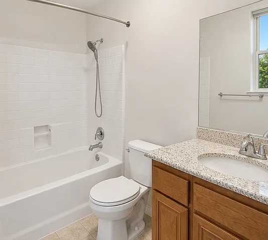 1300 R St #8 — Photo 14