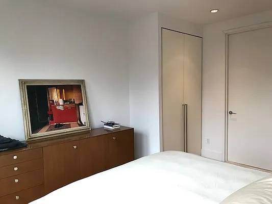 Rented by Nolita Group | media 21