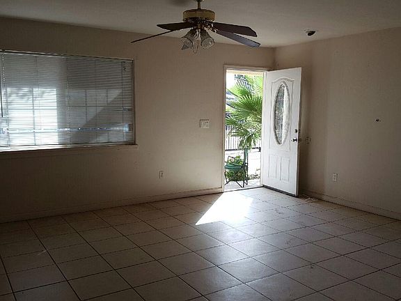 2nd image of 3741 Belden St