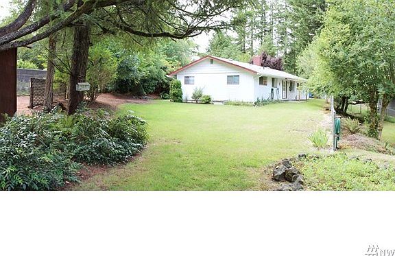 Rear view, this shows the separate yard areas.  The lower area would be perfect for a garden.