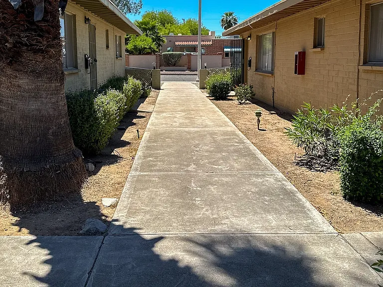 1227 E Drachman St — Photo 25