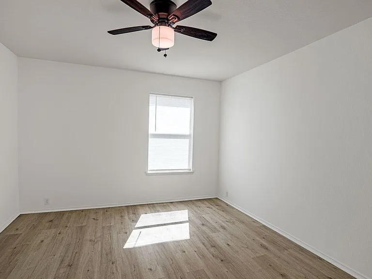 4507 Falcon Dr — Photo 14