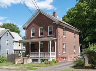 11 Stoddard St, Northampton, MA 01060
