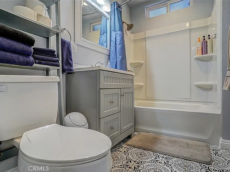 4909 W 117th St — Photo 21