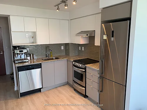160 Flemington Rd Photo 1