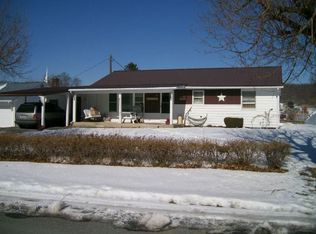 20 Woodling Ave, Beaver Springs, PA 17812
