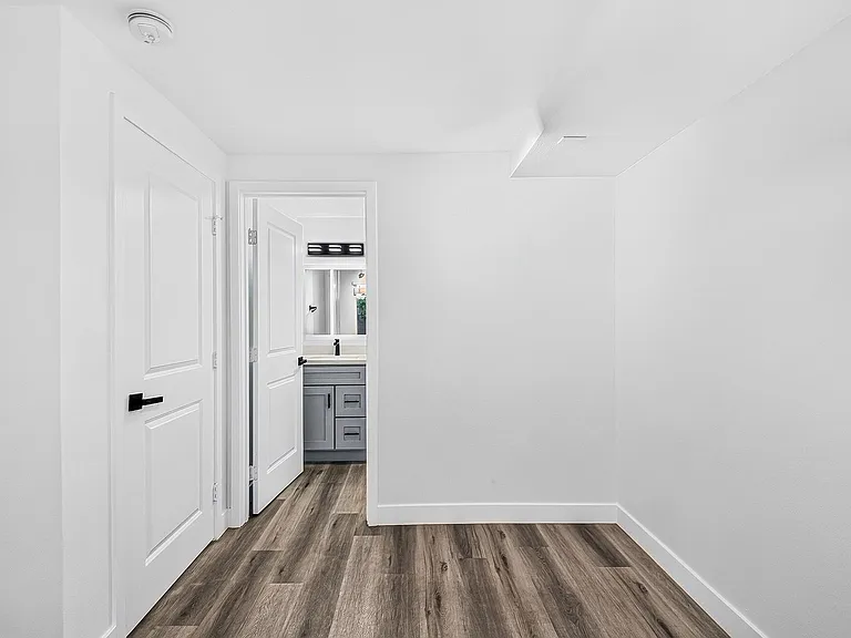 8101 Larson Avenue — Photo 35