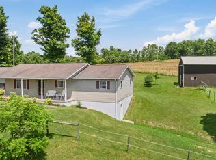 8137 Porter Run Rd, Roseville, OH 43777