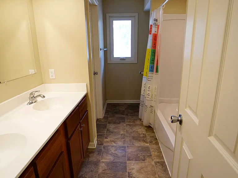2101 Wuthering Heights Rd — Photo 9