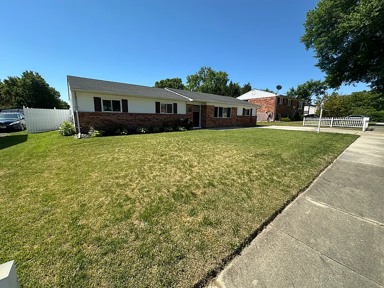10411 Farrar Ave — Photo 29