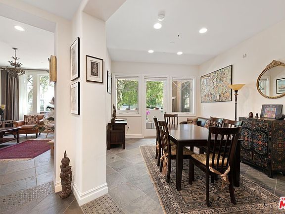 3rd image of 6241 Crescent Park W Unit 101